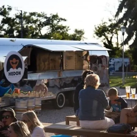 Hedon Brewing Helmut - 200 Meter To The Beach *
